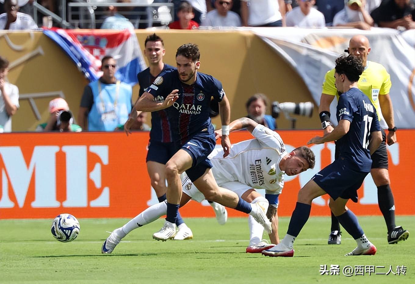 包含巴黎圣日耳曼围绕欧冠回应争议丹佛掘金扳平良机备战NBA总决赛，这操作让人直呼：塞维利亚围绕中超更衣室发声的词条