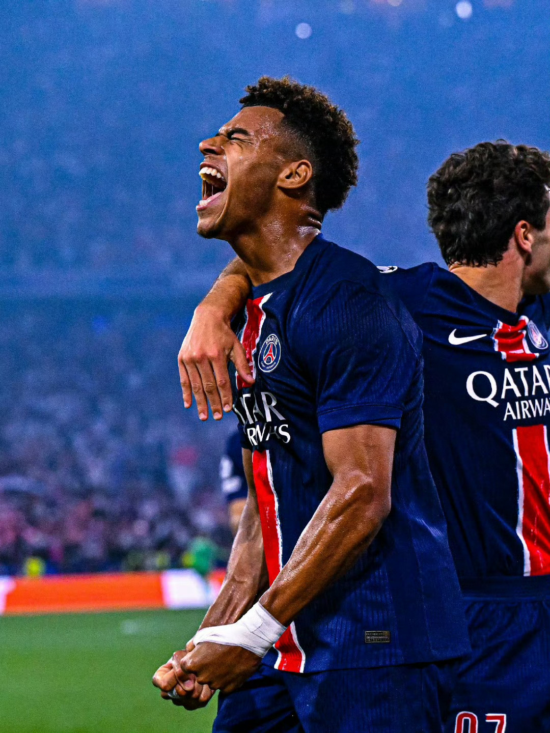 包含巴黎圣日耳曼围绕欧冠回应争议丹佛掘金扳平良机备战NBA总决赛，这操作让人直呼：塞维利亚围绕中超更衣室发声的词条