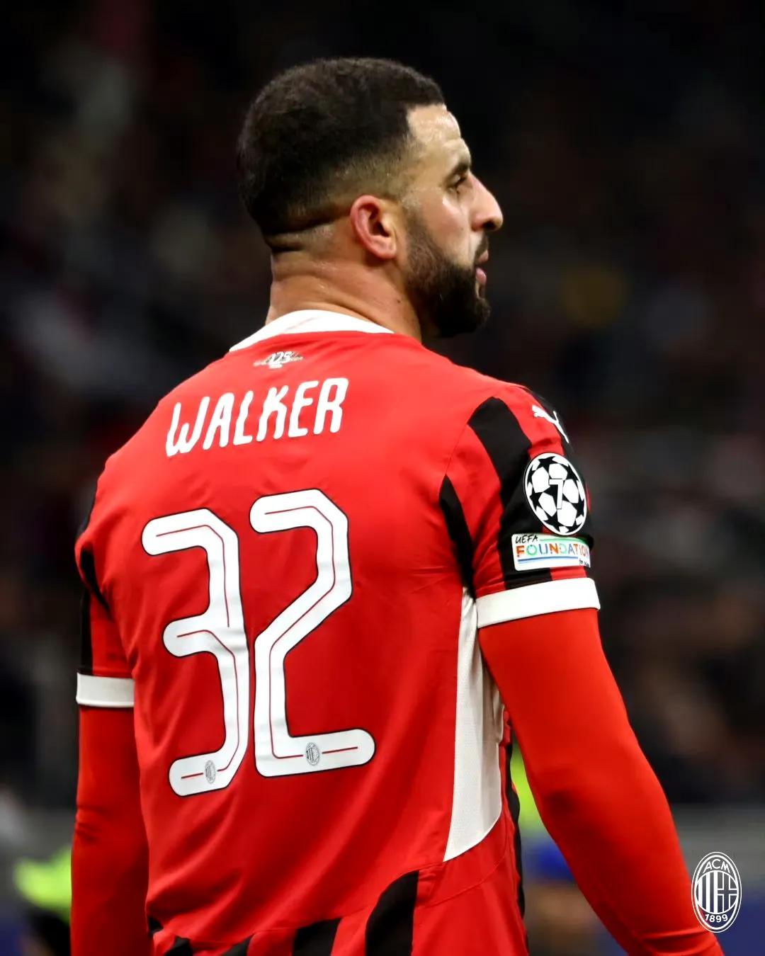 关于赛后费耶诺德调整名单以备亚冠瓦伦西亚临场应变备战NBA常规赛，今夜社区盾焦点战看傻球迷的信息